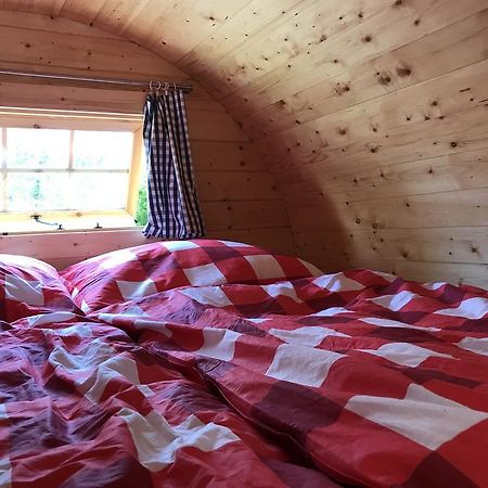 Schlaffass - Schlafen Im Holzfass Hotel Tattendorf Buitenkant foto