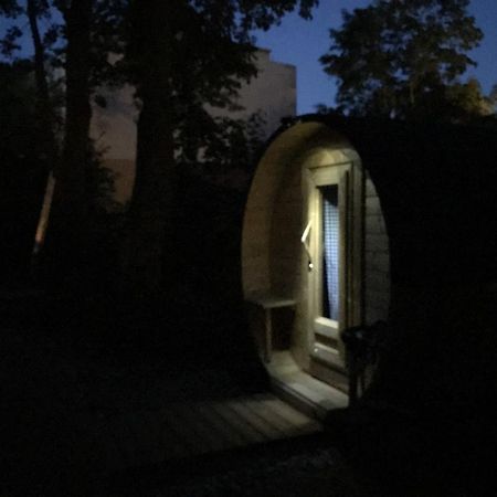 Schlaffass - Schlafen Im Holzfass Hotel Tattendorf Buitenkant foto